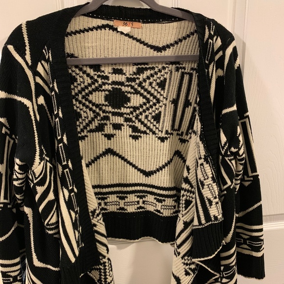 Black patterned cardigan - Picture 1 of 2